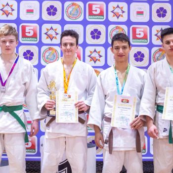 41ccc220944e1fdeb7c6607555870d6a