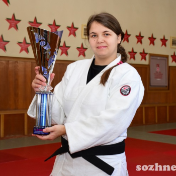 pk5dbr1hqx321qvmcahhc170d8286mrg